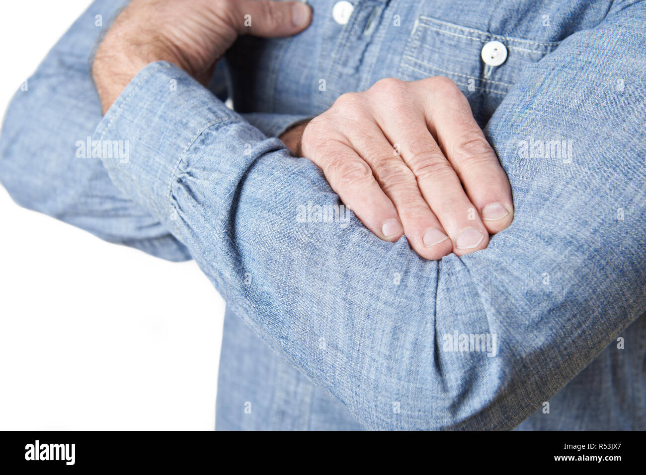 Portrait de l'homme souffrant de Tennis Elbow Banque D'Images