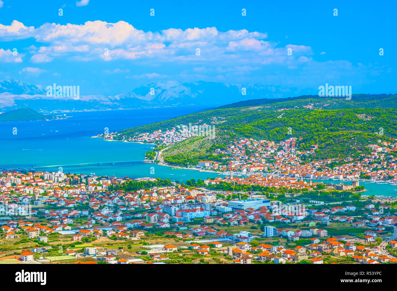 Vue panoramique sur la ville de Trogir, ville étonnante de Dalmatie, Croatie région Méditerranée. Banque D'Images