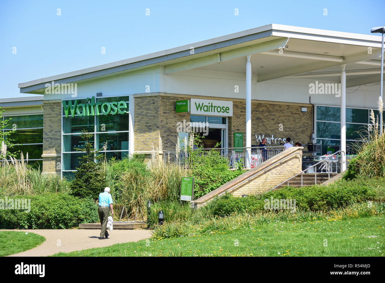 Supermarché Waitrose & Partners, Rowlands Hill, Wimborne Minster, Dorset, Angleterre, Royaume-Uni Banque D'Images