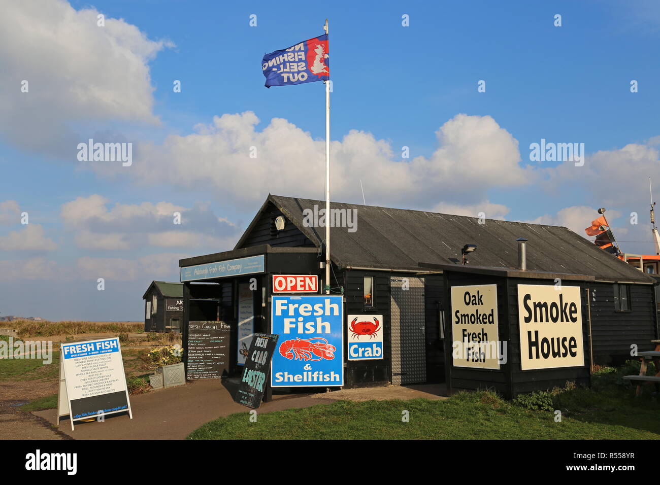 Plage du poisson frais du marché, traversez la place, Aldeburgh, Suffolk district côtier, Suffolk, East Anglia, Angleterre, Grande-Bretagne, Royaume-Uni, Europe Banque D'Images