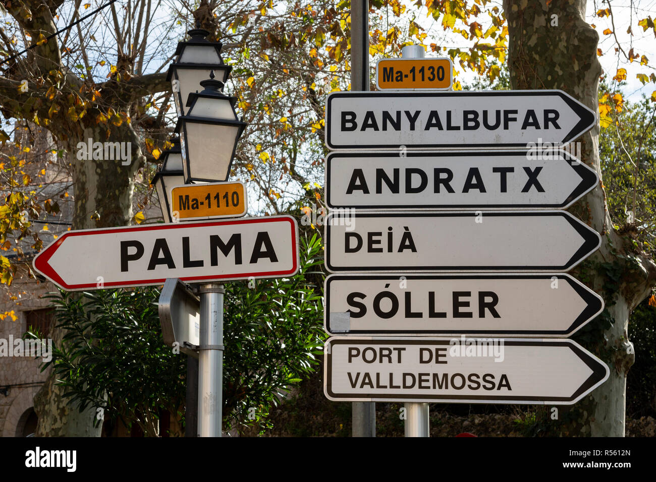 La signalisation routière à Valldemossa, Mallorca, Majorque, Îles Baléares, Espagne Banque D'Images