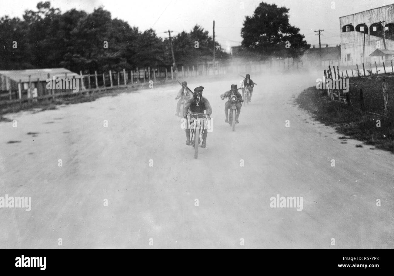 Richmond École de formation. Formation moto avec plein de matériel de terrain ca. 1918 Banque D'Images