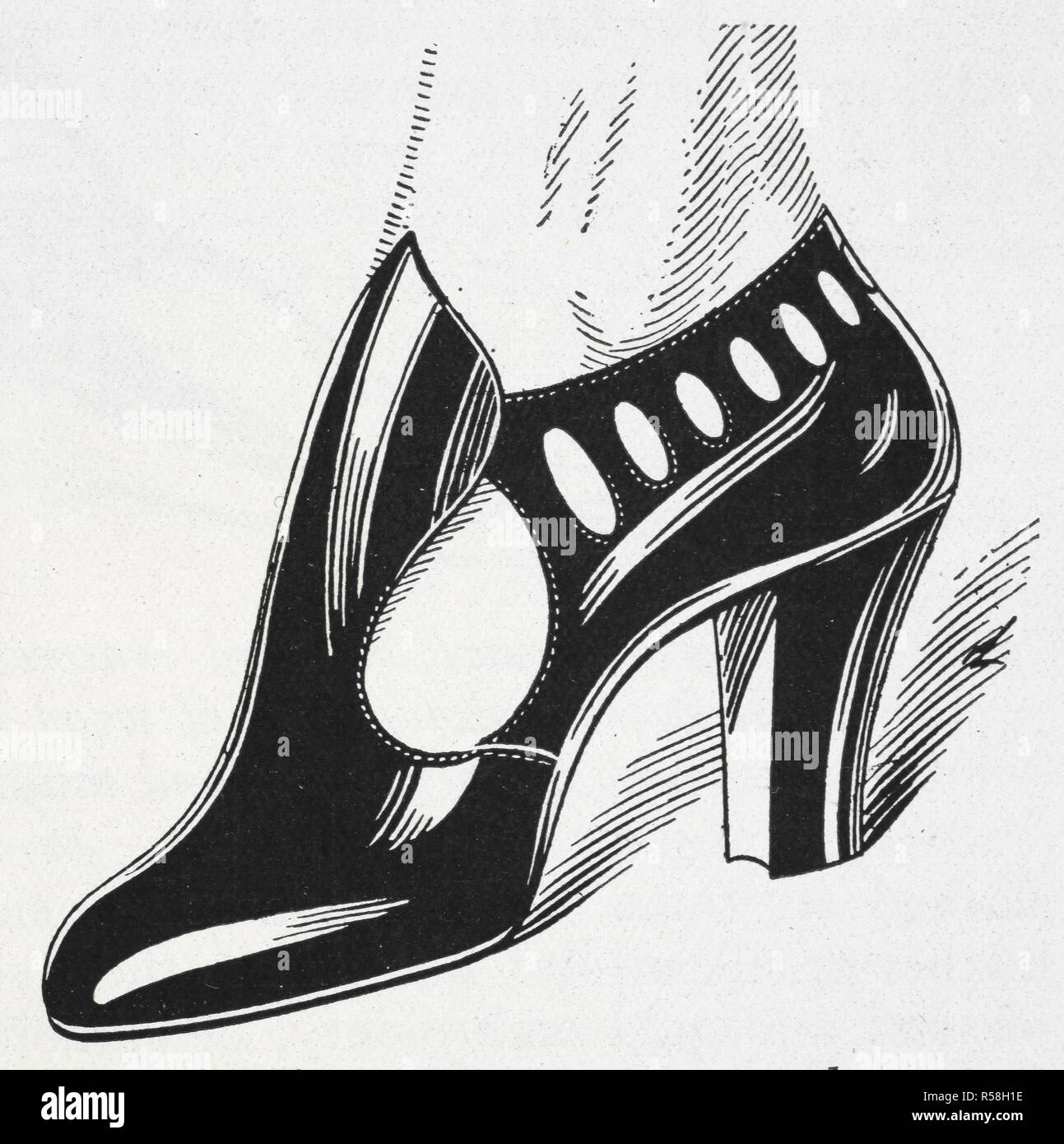 Chaussure d'une femme. L'organisateur de chaussures et de chaussures en  cuir et de l'exportation des métiers Journal. (Londres, Angleterre : 1919).  Source : l'organisateur de la chaussure. Novembre 1919, page 539 Photo
