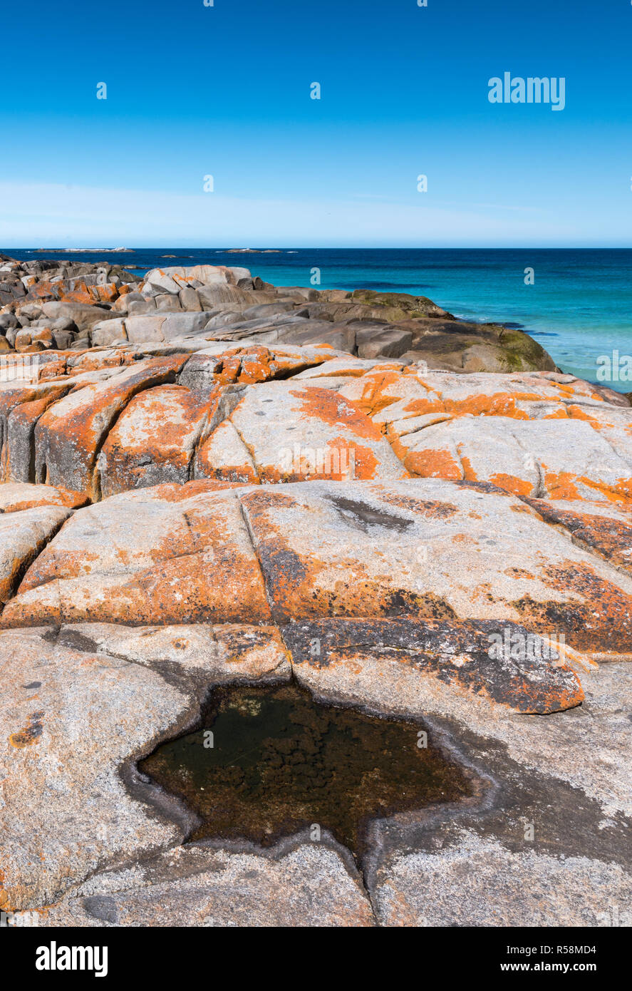 Situé au nord de la Tasmanie, le Gardens Situé dans le nord est de la baie d'incendies, région de sable blanc vierge mise en scène une retraite idyllique. Banque D'Images