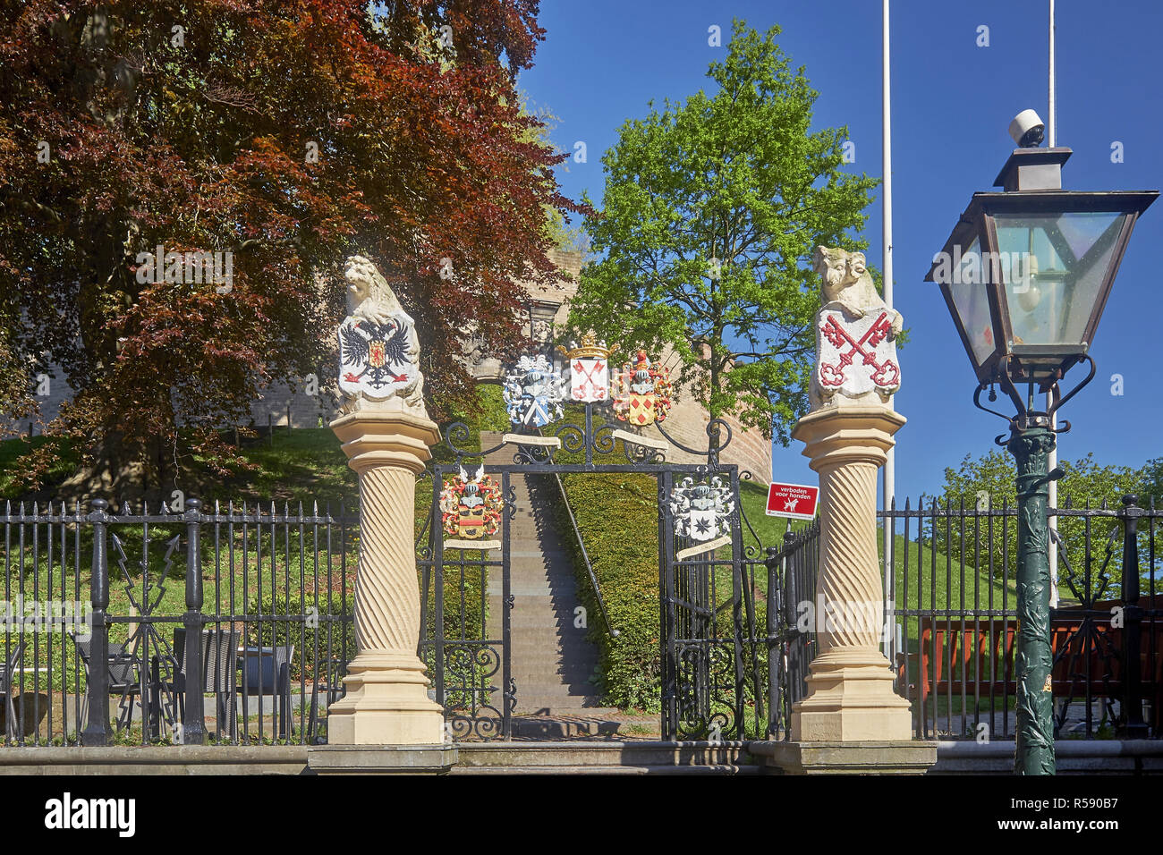 Entrée au château de Leiden, Hollande méridionale, Pays-Bas Banque D'Images