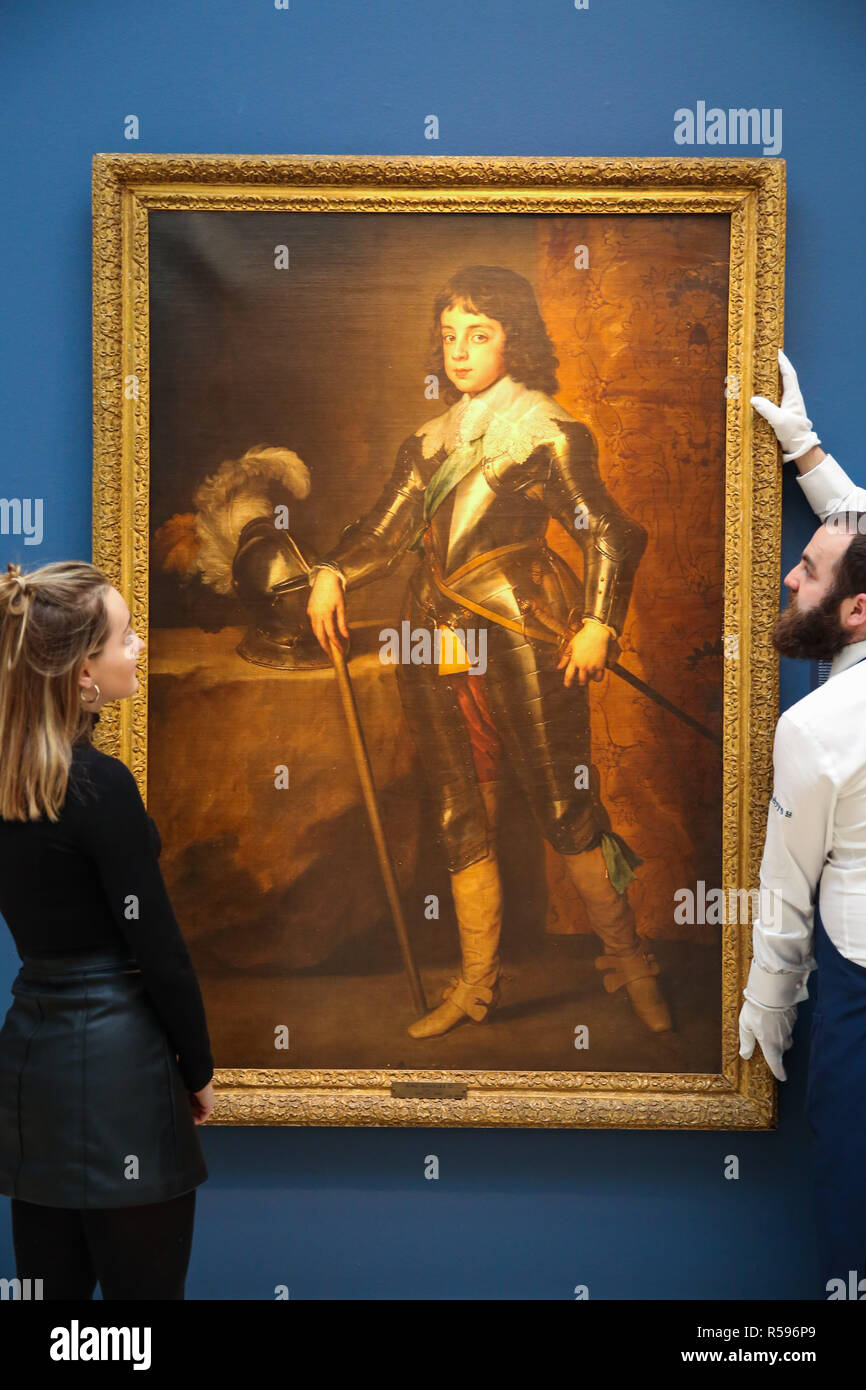 Sothebys. Londres, Royaume-Uni. 30 Nov 2018 - Un technicien se bloque 'Portrait de Mary, Princesse royale et la Princesse d'Orange (1641)' par Sir Anthony Van Dyck et Studio (600 000 € est - £800 000). S'étendant sur plus de deux millénaires, les chefs-d'comprenant ancien maître & Peintures britanniques prévisualiser à Sothebys. Credit : Dinendra Haria/Alamy Live News Banque D'Images