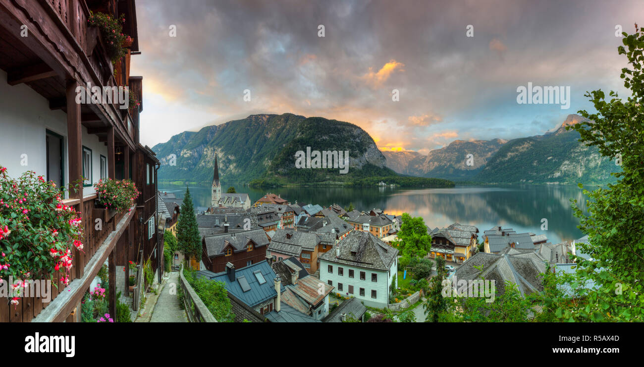 Hallstatt, Hallstattersee, Oberosterreich, Haute Autriche, Autriche Banque D'Images Hallstatt, Hallstattersee, Oberosterreich, Haute Autriche, Autriche Banque D'Images