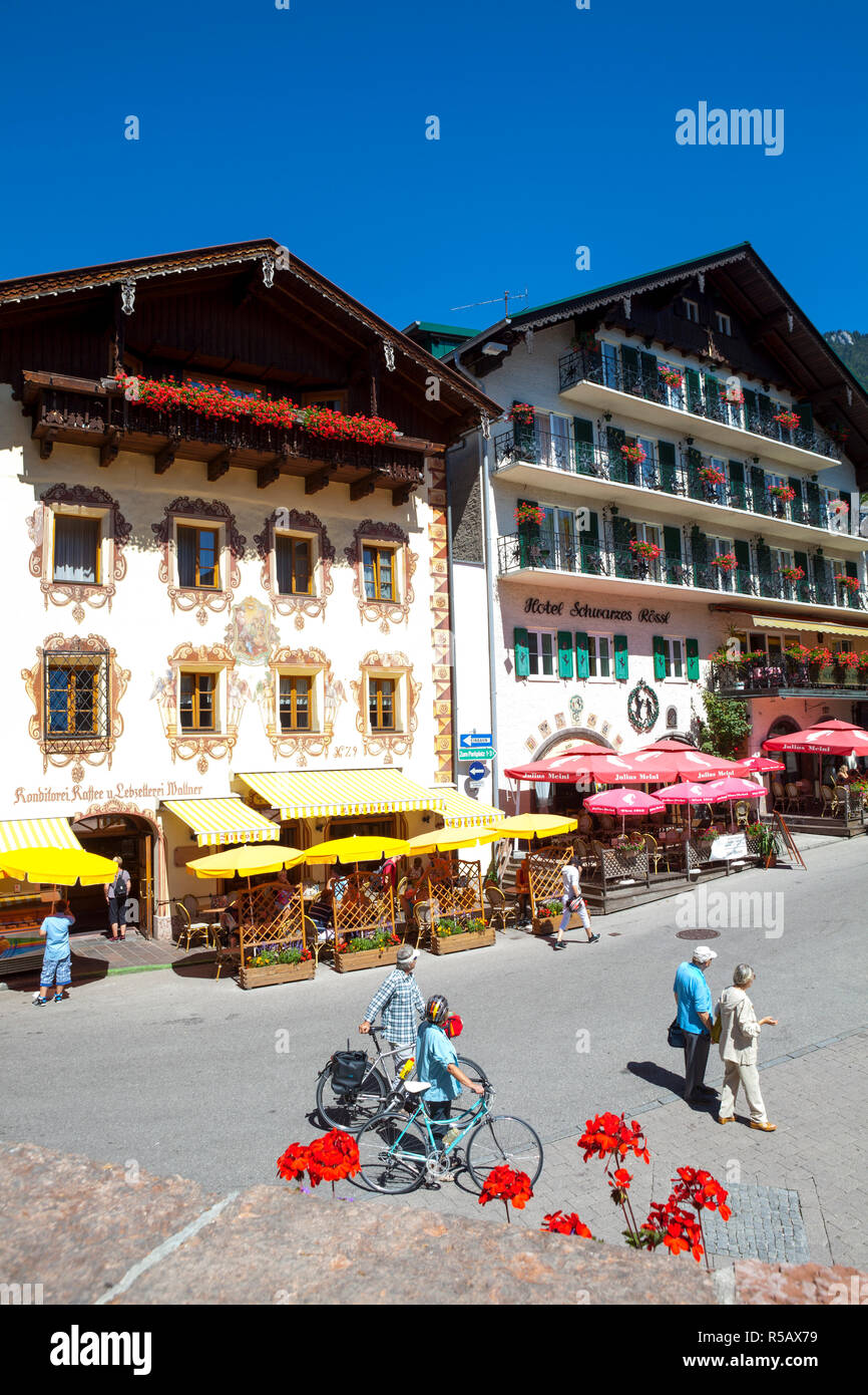 Architecture traditionnelle, Sankt-wolfgang, lac Wolfgangsee, Salzbourg, Flachgau, Haute Autriche, Autriche Banque D'Images Architecture traditionnelle, Sankt-wolfgang, lac Wolfgangsee, Salzbourg, Flachgau, Haute Autriche, Autriche Banque D'Images