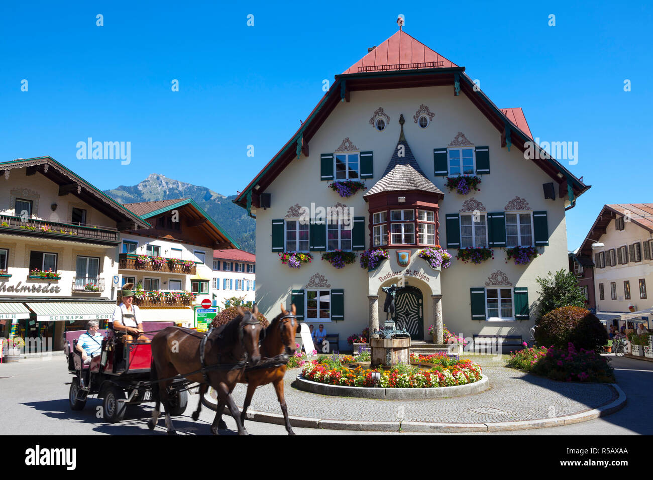 L'Ancien hôtel de ville (Rathaus), Sankt Gilgen, Wolfgangsee, Salzburger Land, Flachgau, Autriche Banque D'Images L'Ancien hôtel de ville (Rathaus), Sankt Gilgen, Wolfgangsee, Salzburger Land, Flachgau, Autriche Banque D'Images