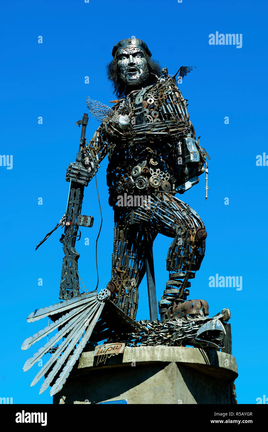 Scrap Metal Sculpture, Monument, Ernesto 'Che' Guevara, Place de la Liberté, El Alto, Bolivie. Banque D'Images