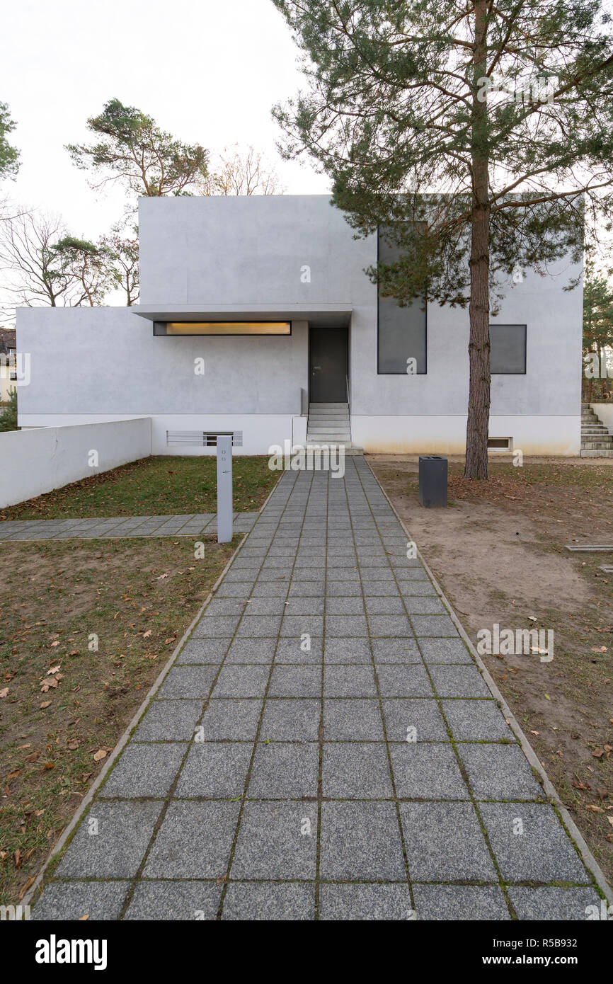 Le style Bauhaus Gropius Haus maintenant une galerie d'art l'un des Meisterhauser dans Dessau , Allemagne. Banque D'Images