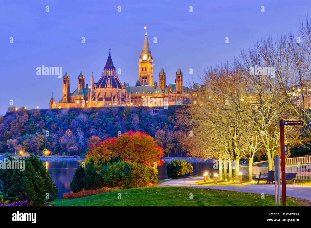 Le Canada, l'Ontario, Ottawa, le Parlement canadien d'Ottawa River Banque D'Images
