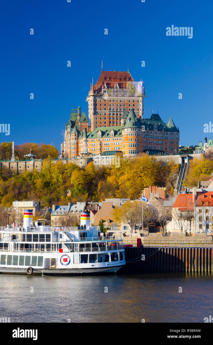 Canada, Québec, Québec, Vieux Québec ou Vieux Québec du bac sur le fleuve Saint-Laurent ou le Fleuve Saint-Laurent Banque D'Images