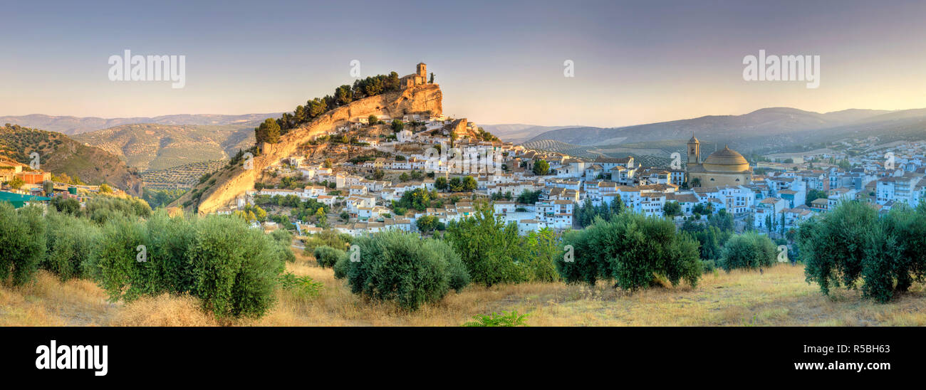 Espagne, Andalousie, province de Grenade, Montefrio Village Banque D'Images