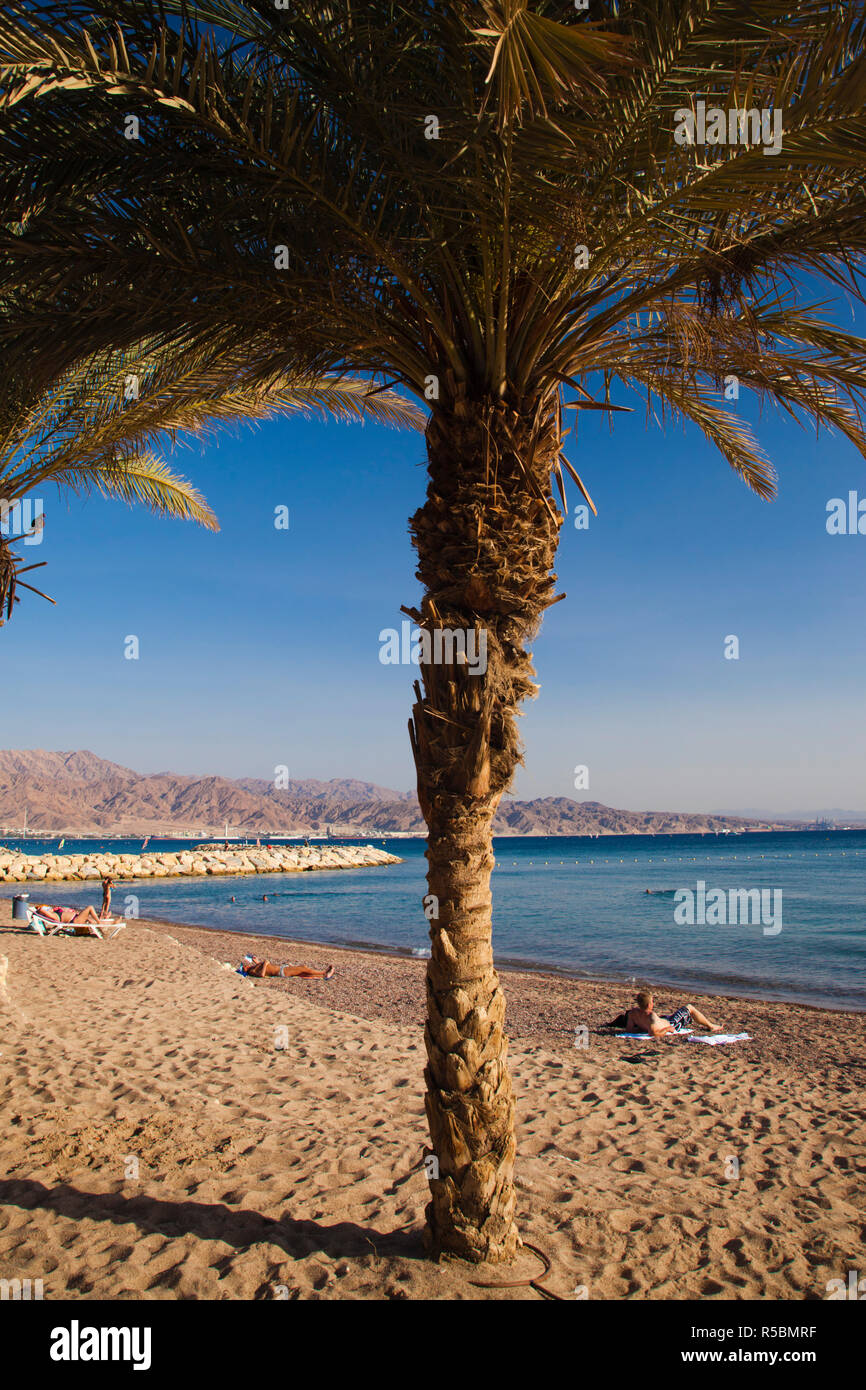 Mer rouge en bord de mer Banque de photographies et d’images à haute