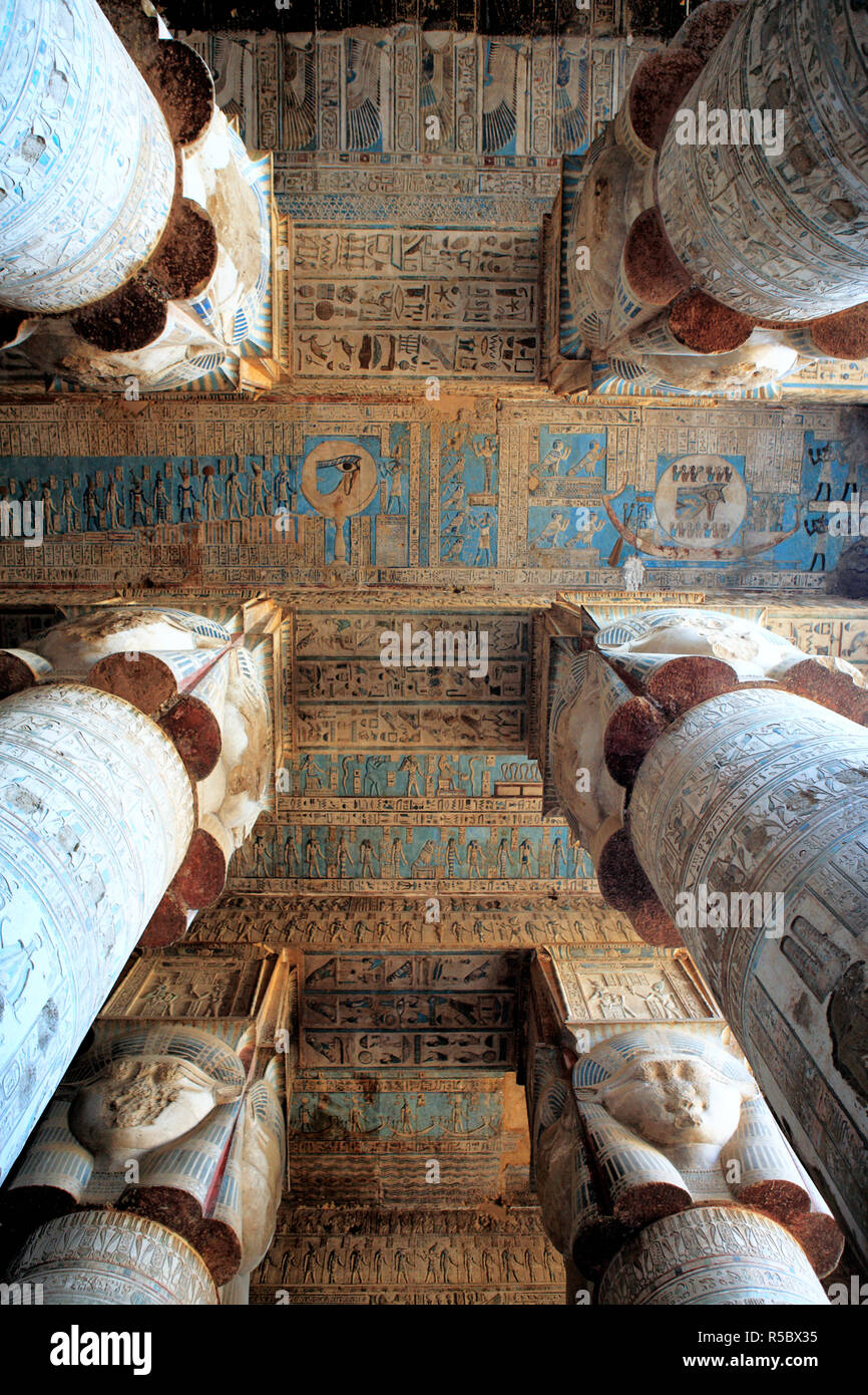 Temple d'Hathor, Dendérah, Egypte Banque D'Images