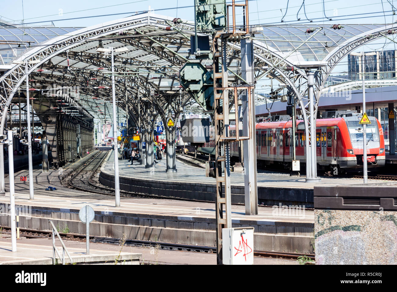 Cologne, Allemagne. La gare ferroviaire, l'un des plus occupés en Allemagne. Banque D'Images