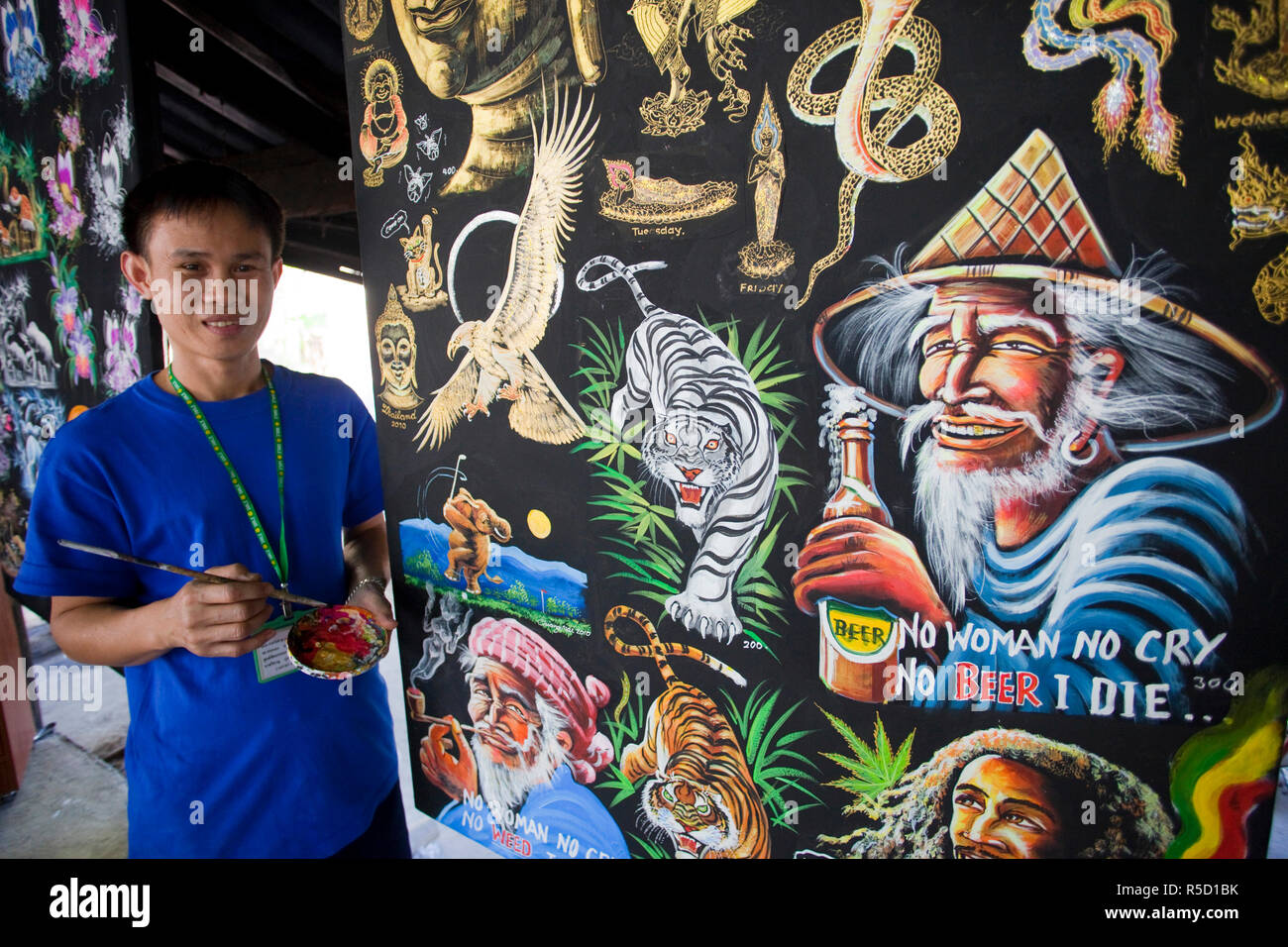 La Thaïlande, Chiang Mai, Borsang Village parapluie Parapluie, avec des illustrations de l'artiste Exemple d'affichage Banque D'Images La Thaïlande, Chiang Mai, Borsang Village parapluie Parapluie, avec des illustrations de l'artiste Exemple d'affichage Banque D'Images