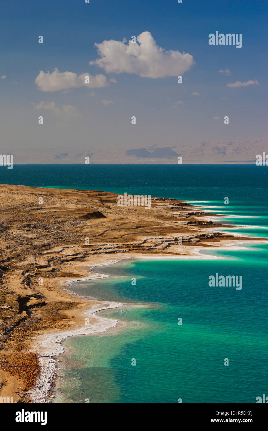La Jordanie, la Mer Morte, Mazraa, paysage marin par ville de potasse Banque D'Images