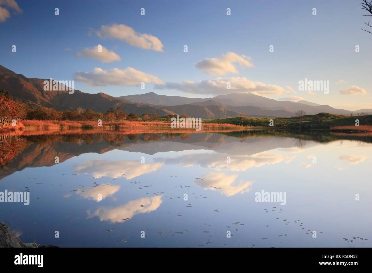 Le Japon, l'île d'Hokkaido, Péninsule de Shiretoko, le Parc National de Shiretoko, Shiretoko Shiretoko (cinq lacs Rendez-ko) Banque D'Images