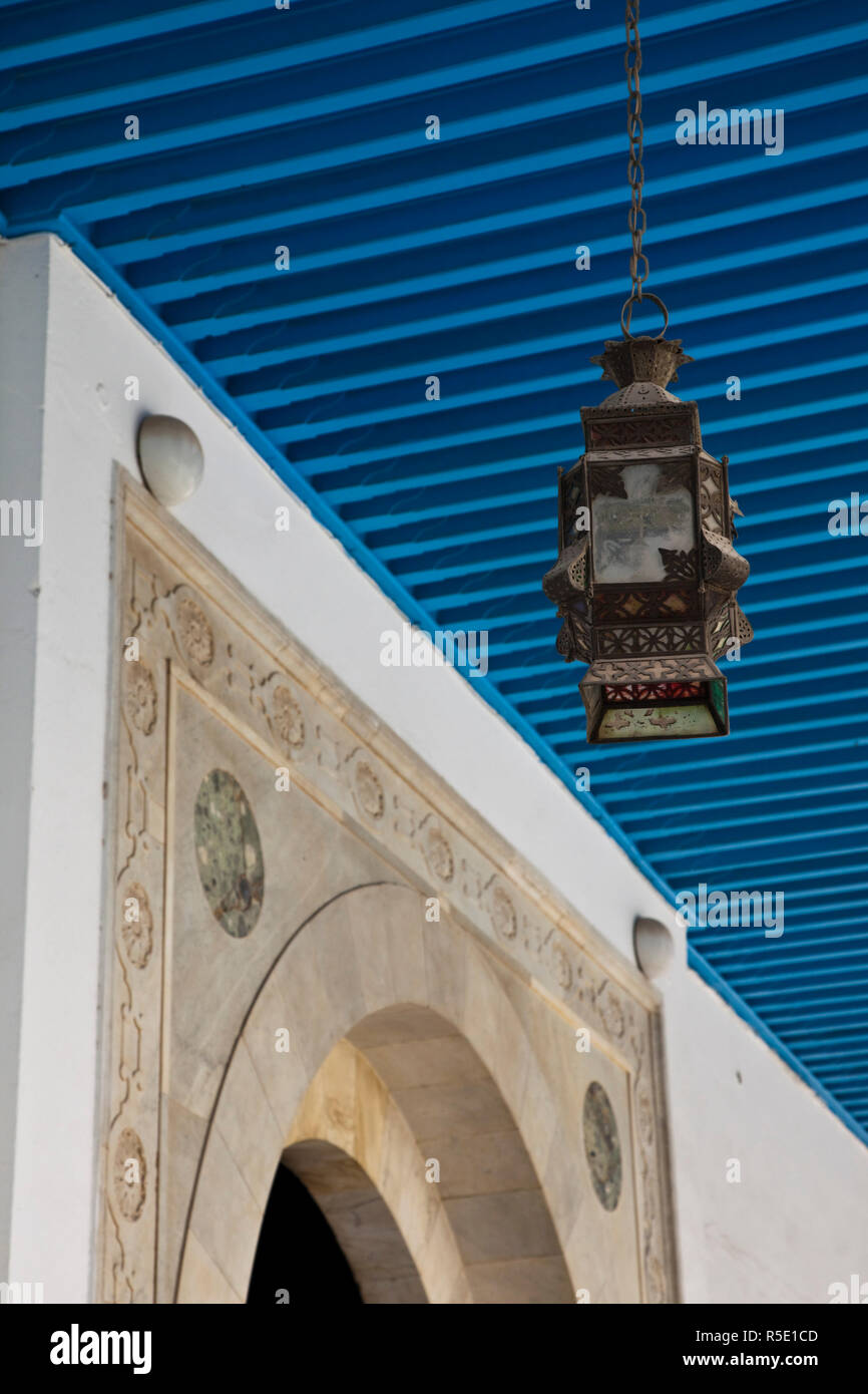 Tunisie, Tunis, Musée du Bardo, lanterne extérieure Banque D'Images