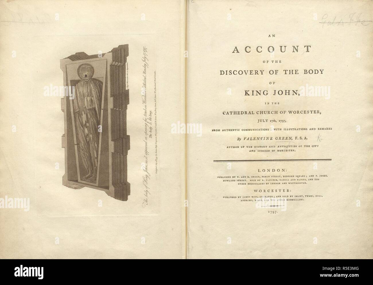 En 1797, le tombeau du roi Jean à la Cathédrale de Worcester a été ouverte à l'instigation du graveur Valentin vert (d. 1813). Green avait écrit une histoire de la ville de Worcester, et était venu à douter les descriptions précédentes de la tombe et son contenu, entre ce qui était un argument de longue date que John avait été enterré ailleurs au sein de l'église. L'effigie a été retiré en premier, suivie de la dalle sur laquelle elle reposait à l'intérieur de la tombe ; poitrine, un cercueil de pierre a été découvert, contenant la demeure royale. Le doyen et le chapitre de la cathédrale de Worcester ont été immédiatement convoqués, et d'inspection faite de th Banque D'Images