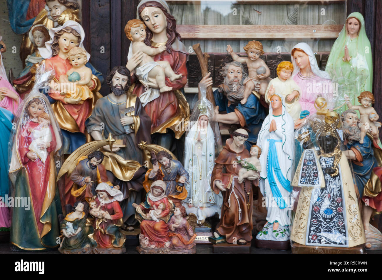 L'Allemagne, la Haute-Bavière, Altotting, magasin de souvenirs l'affichage des icônes religieuses Banque D'Images