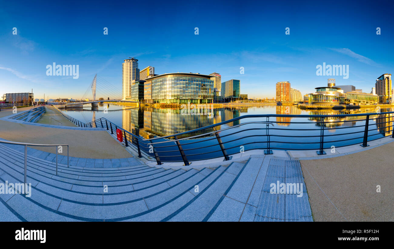 Royaume-uni, Angleterre, Greater Manchester, Salford, Salford Quays, North Bay, BBC logement MediaCityUK. Banque D'Images