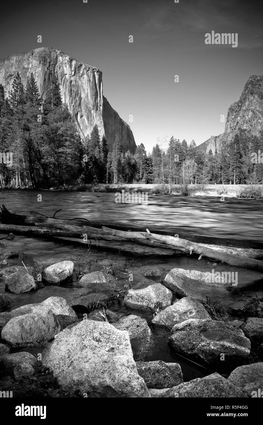 États-unis, Californie, Yosemite National Park, Merced River Banque D'Images