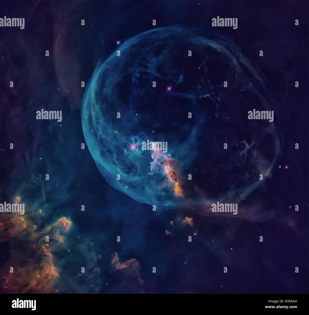 La nébuleuse de la bulle dans la constellation de Cassiopée. Banque D'Images