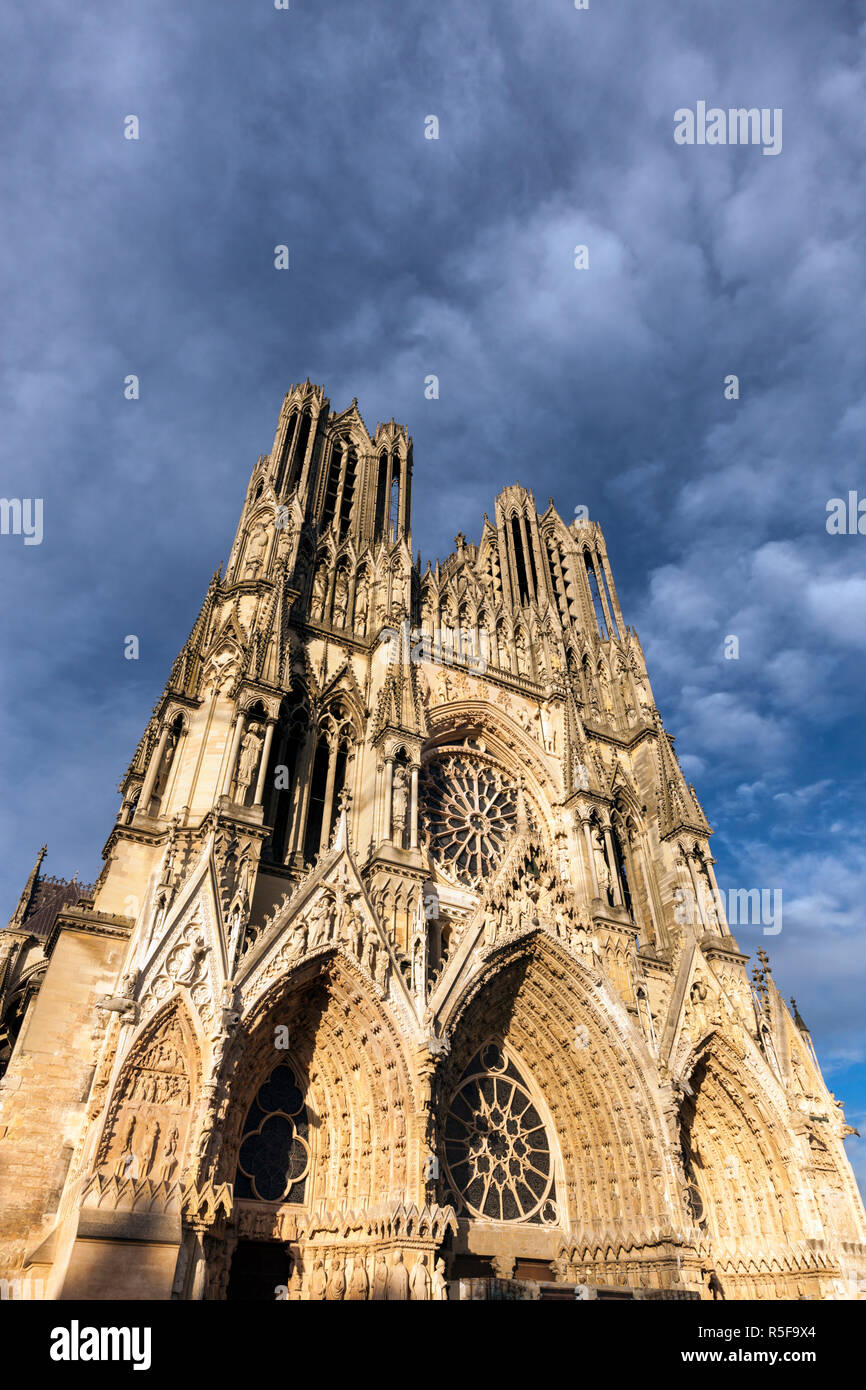 Cathédrale de notre dame de reims Banque de photographies et d’images à ...