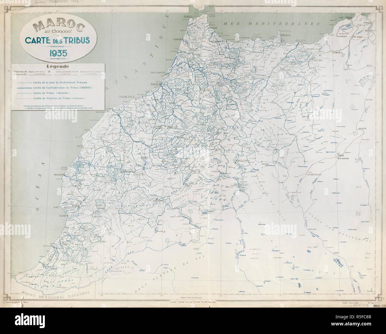 Une carte du Maroc. Au Maroc 1,500,000e. Carte des tribus. 1935. Rabat : Service GeÌographique du Maroc, 1936. Source : Maps 63915.(12.). Langue : Français. Banque D'Images