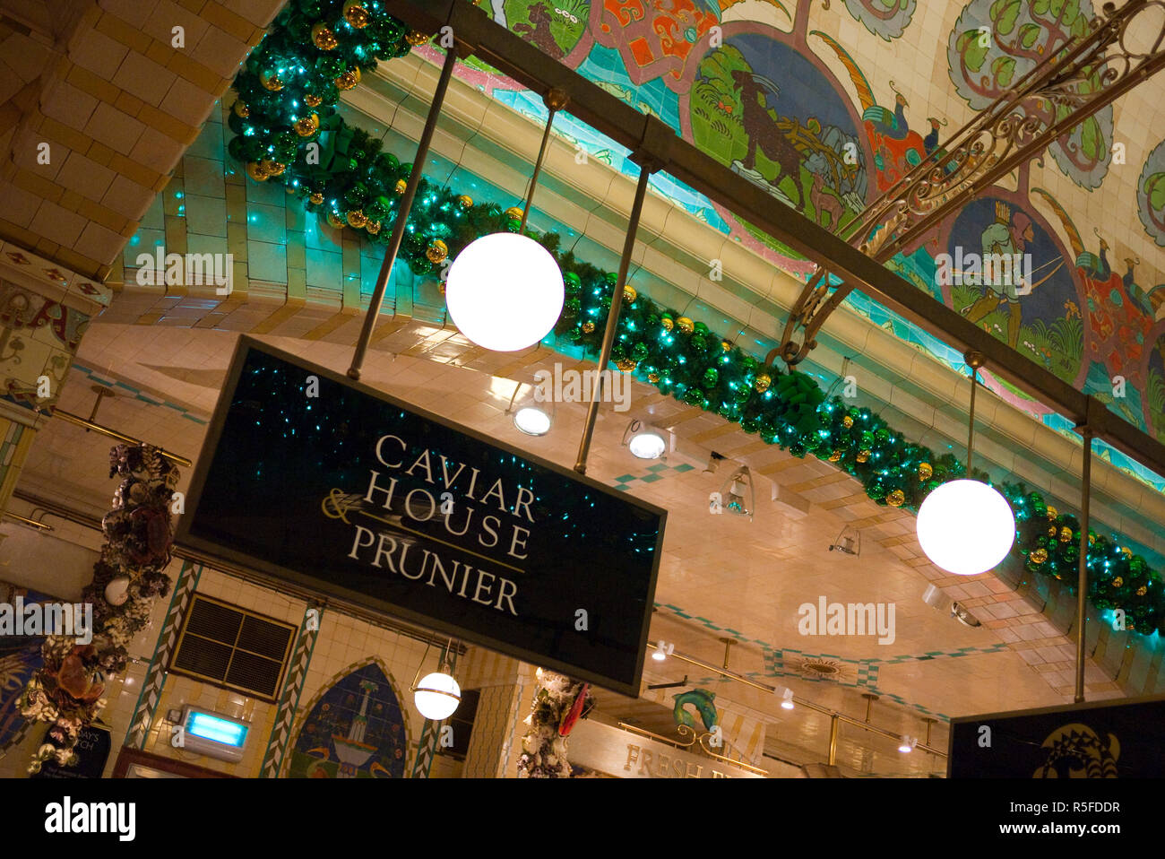 Food Hall, Harrods, Brompton Road, Knightsbridge, Londres, Angleterre Banque D'Images