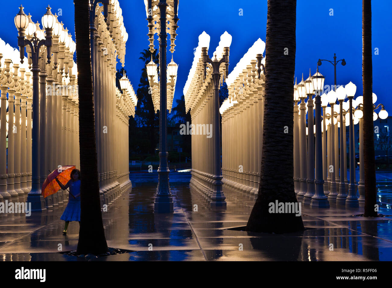 États-unis, Californie, Californie du Sud, Los Angeles, Los Angeles County Museum of Art, LACMA, Lumière urbaine par Chris Burden Banque D'Images