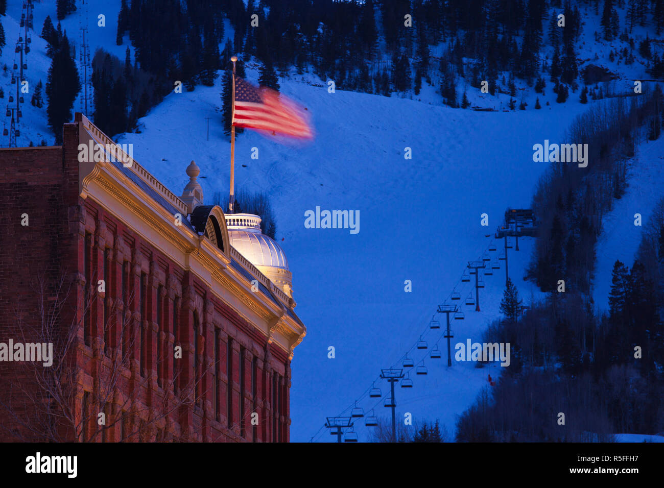 USA, Colorado, Aspen, au sud de la rue de la galène et Aspen Mountain Banque D'Images