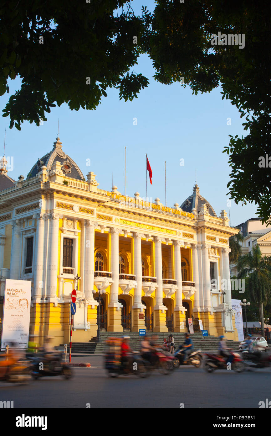 Opera House, Hanoi, Vietnam Banque D'Images