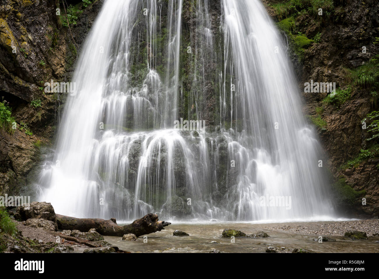 Risseckstrasse 8 chute d'eau dans la région de spitzingsee bavaria, Banque D'Images