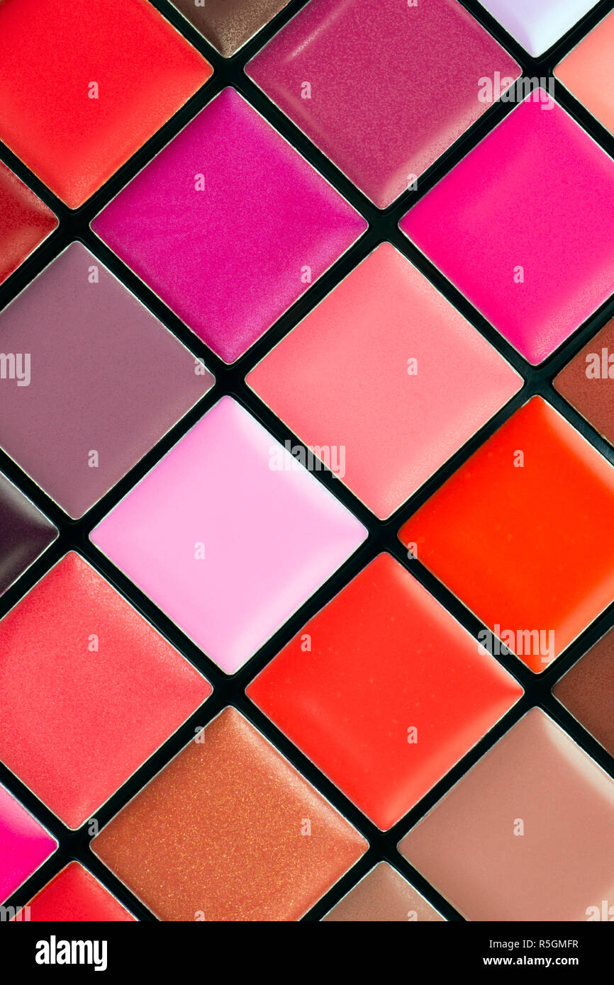 Palette rouge à lèvres coloré Photo Stock - Alamy