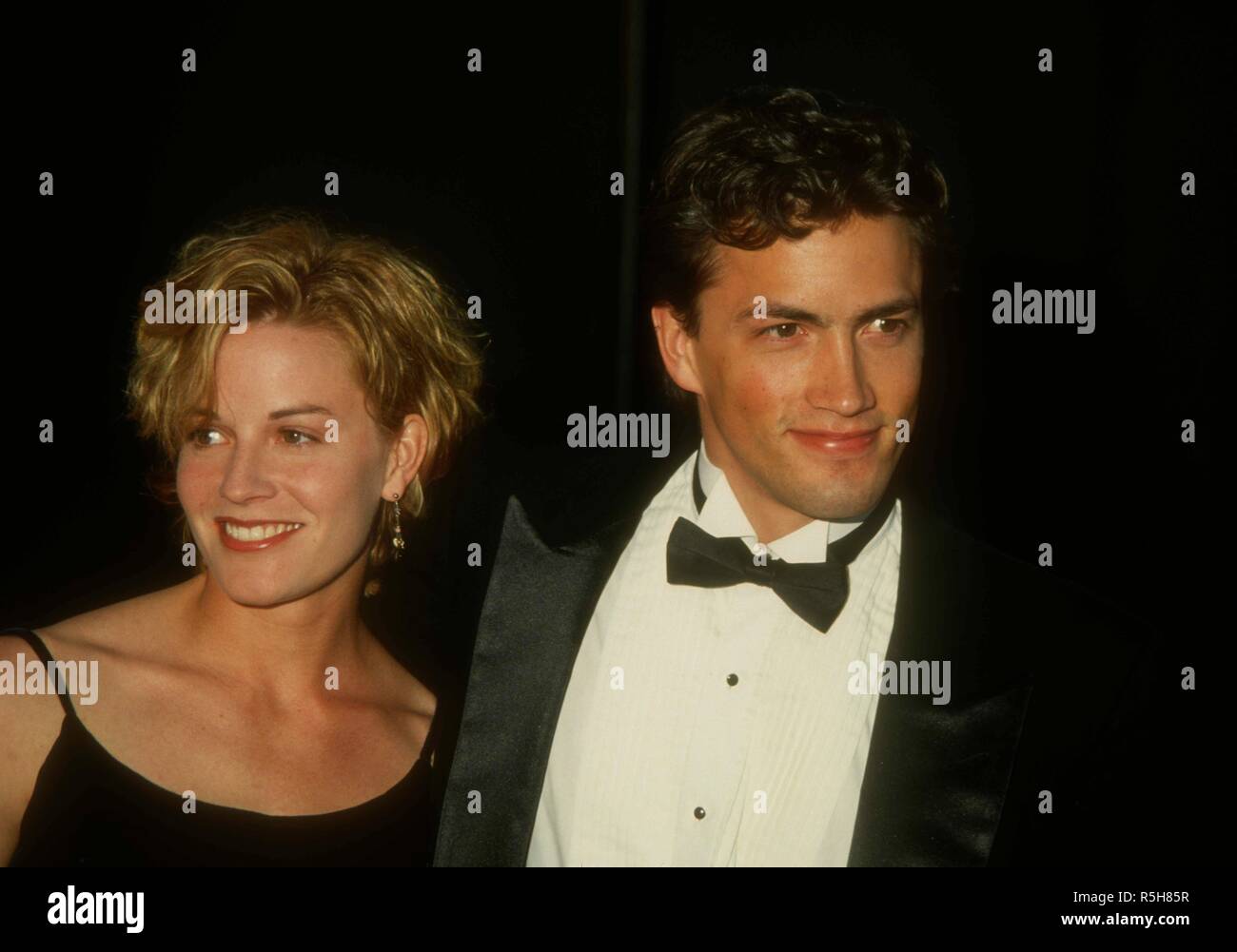 UNIVERSAL CITY, CA - 9 mars : Elisabeth Shue actrice et acteur frère Andrew Shue assister à la 19e People's Choice Awards le 9 mars 1993 à Unversal Studios à Universal City, en Californie. Photo de Barry King/Alamy Stock Photo Banque D'Images UNIVERSAL CITY, CA - 9 mars : Elisabeth Shue actrice et acteur frère Andrew Shue assister à la 19e People's Choice Awards le 9 mars 1993 à Unversal Studios à Universal City, en Californie. Photo de Barry King/Alamy Stock Photo Banque D'Images