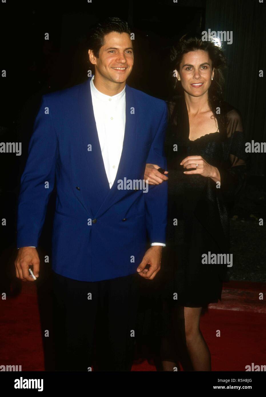 UNIVERSAL CITY, CA - 9 mars : l'Acteur Thomas Calabro et Elizabeth Pryor assister à la 19e People's Choice Awards le 9 mars 1993 à Unversal Studios à Universal City, en Californie. Photo de Barry King/Alamy Stock Photo Banque D'Images