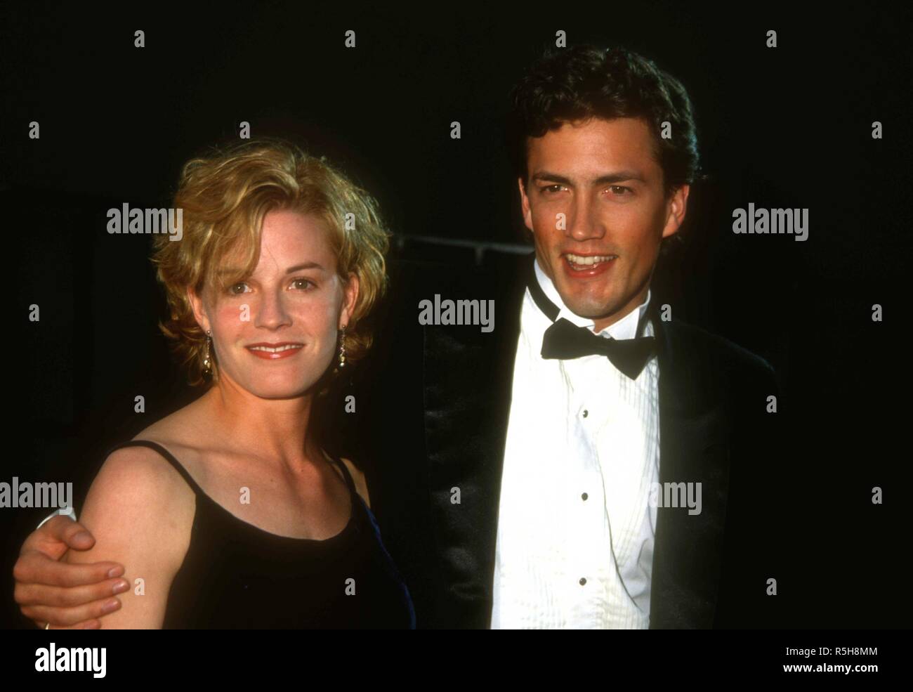 UNIVERSAL CITY, CA - 9 mars : Elisabeth Shue actrice et acteur frère Andrew Shue assister à la 19e People's Choice Awards le 9 mars 1993 à Unversal Studios à Universal City, en Californie. Photo de Barry King/Alamy Stock Photo Banque D'Images UNIVERSAL CITY, CA - 9 mars : Elisabeth Shue actrice et acteur frère Andrew Shue assister à la 19e People's Choice Awards le 9 mars 1993 à Unversal Studios à Universal City, en Californie. Photo de Barry King/Alamy Stock Photo Banque D'Images