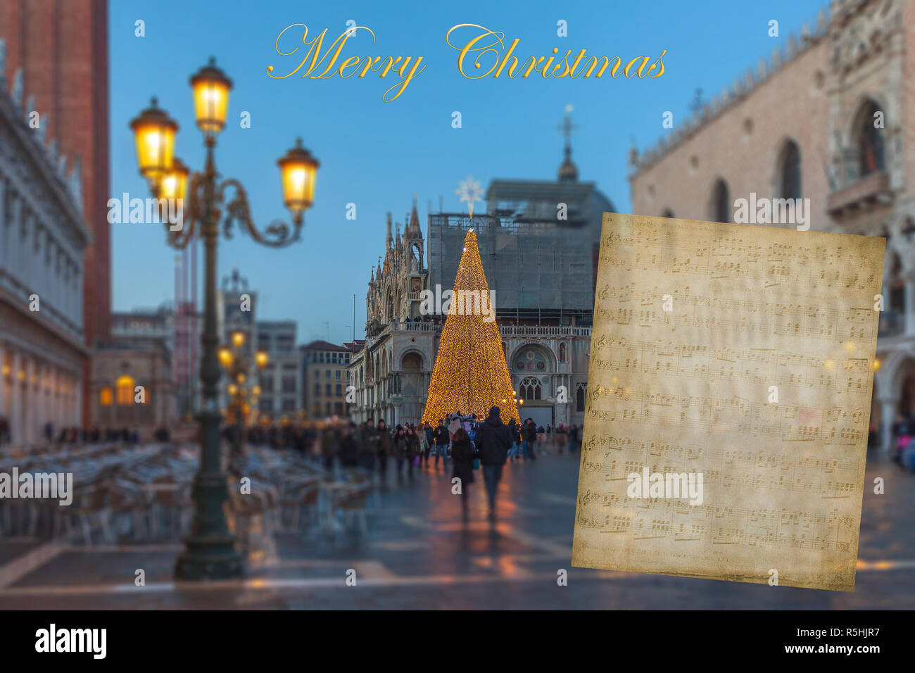 Carte de vœux de Noël avec arrière-plan flou de la Piazza San Marco à Venise Banque D'Images