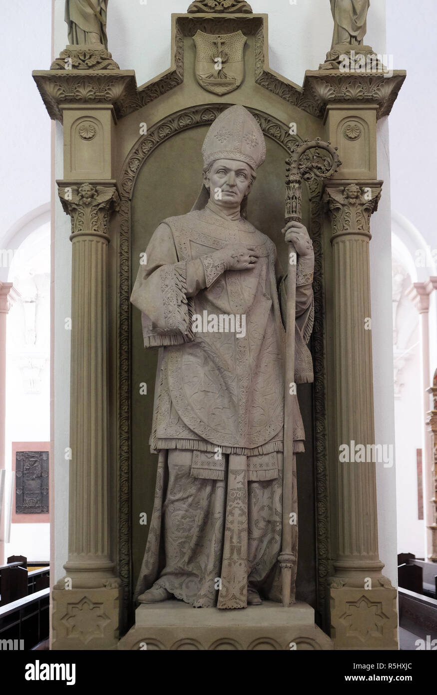 Tombeau de l'évêque memorial Georg Anton von Stahl à Würzburg cathédrale dédiée à Saint Kilian, Bavière, Allemagne Banque D'Images