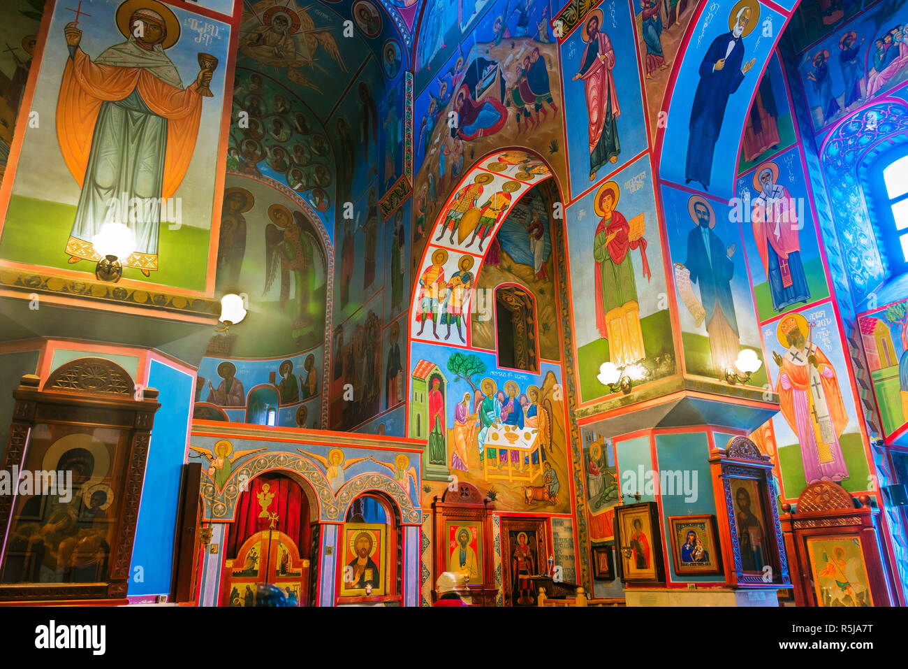 Tbilissi, Géorgie - OCT 26, 2018 : Intérieur de la monastère bleu à Tbilissi, Géorgie. Banque D'Images