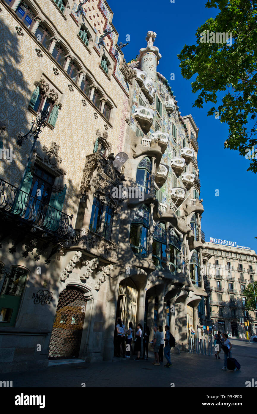 L'extérieur de Batlo bâtiment conçu par Antoni Gaudi, Barcelone, Espagne Banque D'Images