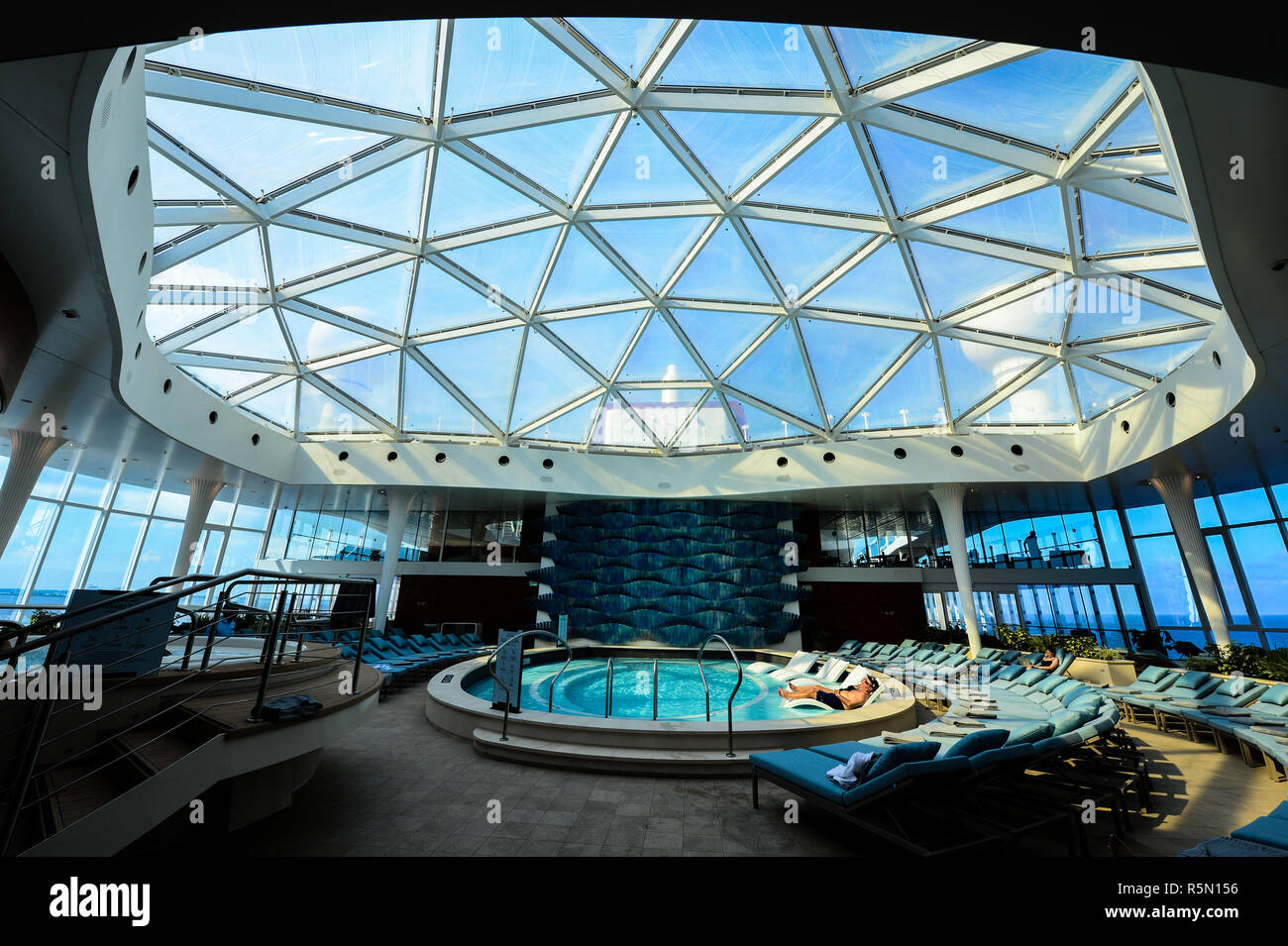 Diverses vues de Celebrity Cruises, Celebrity Navire nouveau Edge vu lors de son lancement en Floride en décembre 2018. Banque D'Images