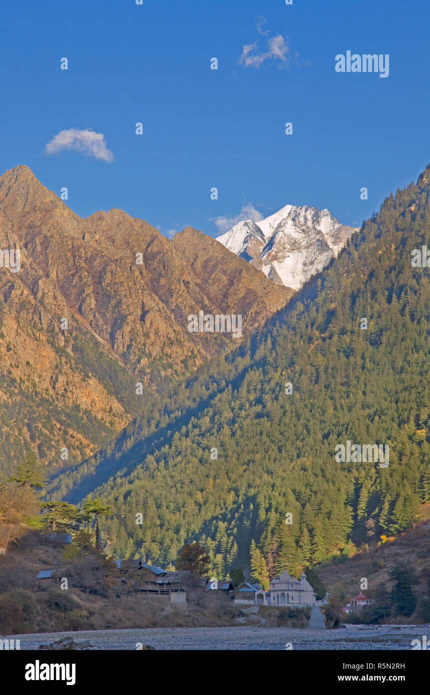Paysage de montagne à partir de Uttarkhand, Inde Banque D'Images