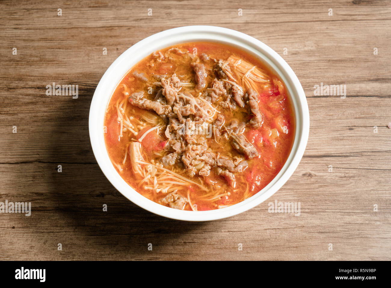 Cuisine traditionnelle, chinoise et l'aloyau aux champignons Banque D'Images