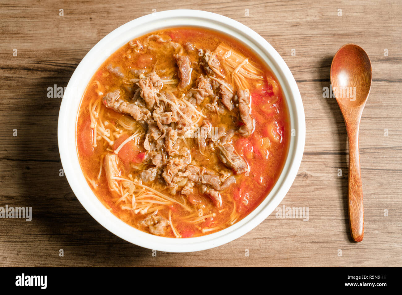 Cuisine traditionnelle, chinoise et l'aloyau aux champignons Banque D'Images