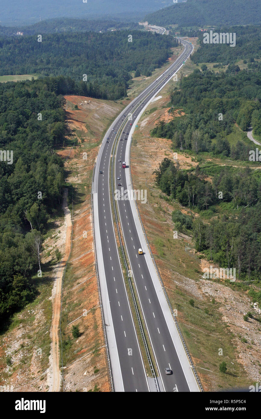 Vue aérienne de l'autoroute A1 près de Zagreb, Croatie Banque D'Images